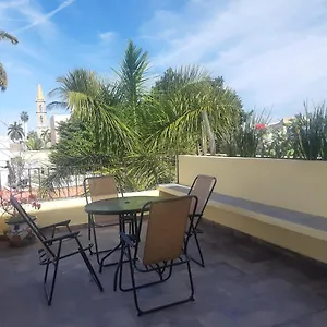 https://aguacate-suites.mazatlan-hotels.com