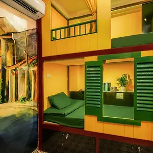 hostel-grandma-lu-saigon-bui-vien-walking-street.hotelsvungtau.com/